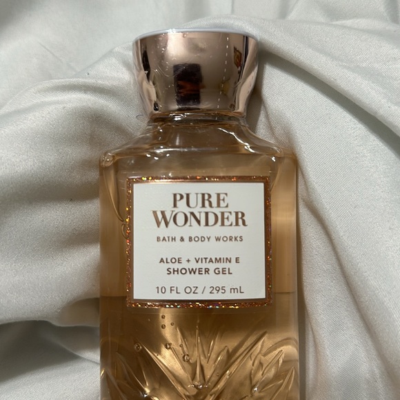 ‼️SOLD‼️ FINAL SALE‼️ New! 💫 Pure Wonder Shower Gel by Bath & Body Works - Picture 2 of 4